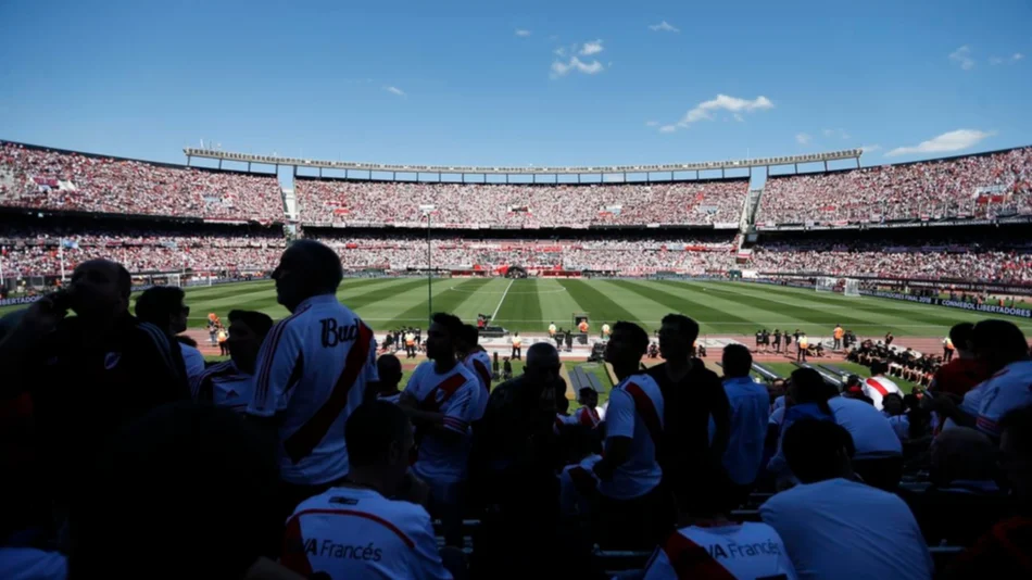 Barras y gerentes de River declararán por la reventa de entradas