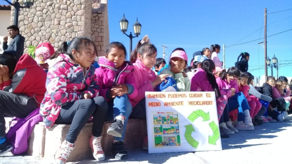 Jornada ambiental para generar buenos hábitos en San Antonio de los Cobres