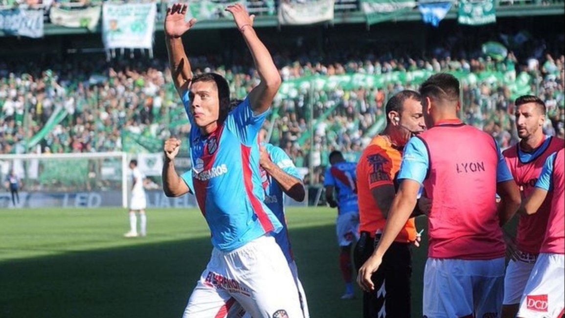 Arsenal, que le ganó la finalísima a Sarmiento, es de Primera