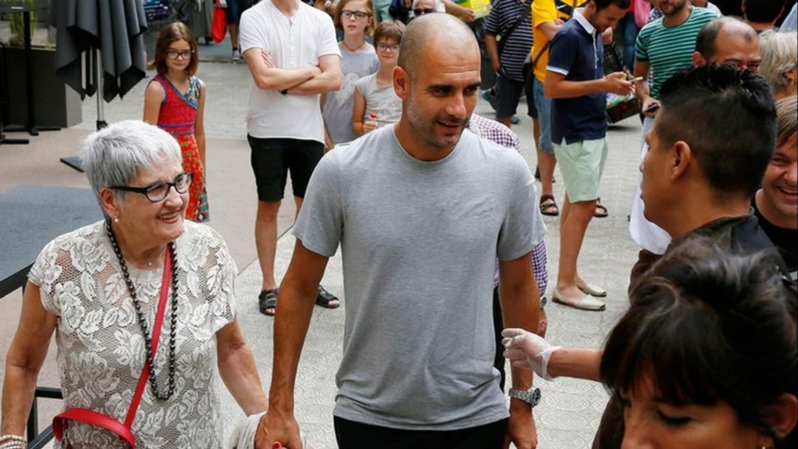 El mundo del fútbol lamentó la muerte de la madre de Guardiola