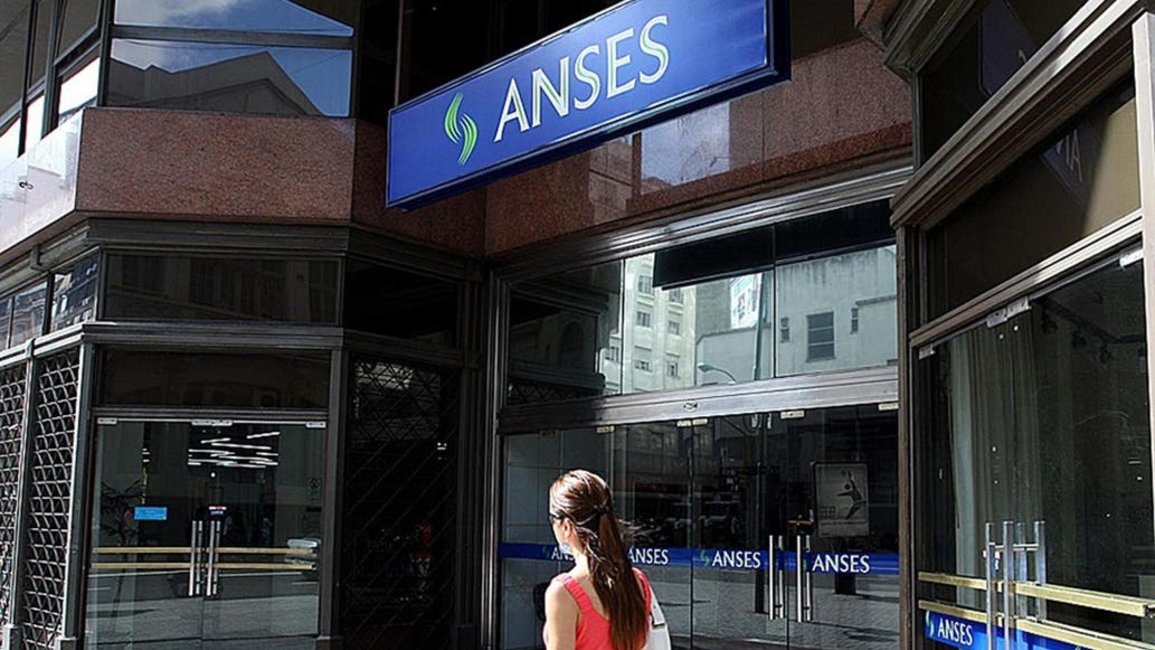 La ANSES reprogramó el pago del Ingreso Familiar de Emergencia