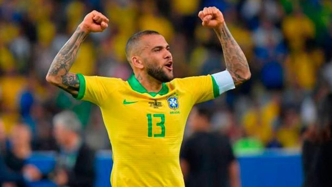 Dani Alves tiene el corazón bostero