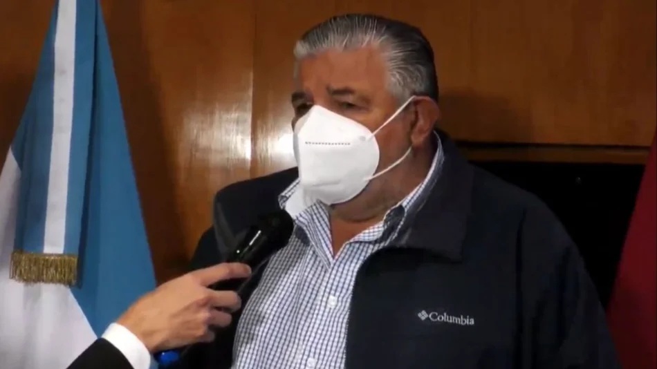 Esteban: "Este año van a pasar 1.600 trabajadores de Salud a planta permanente"