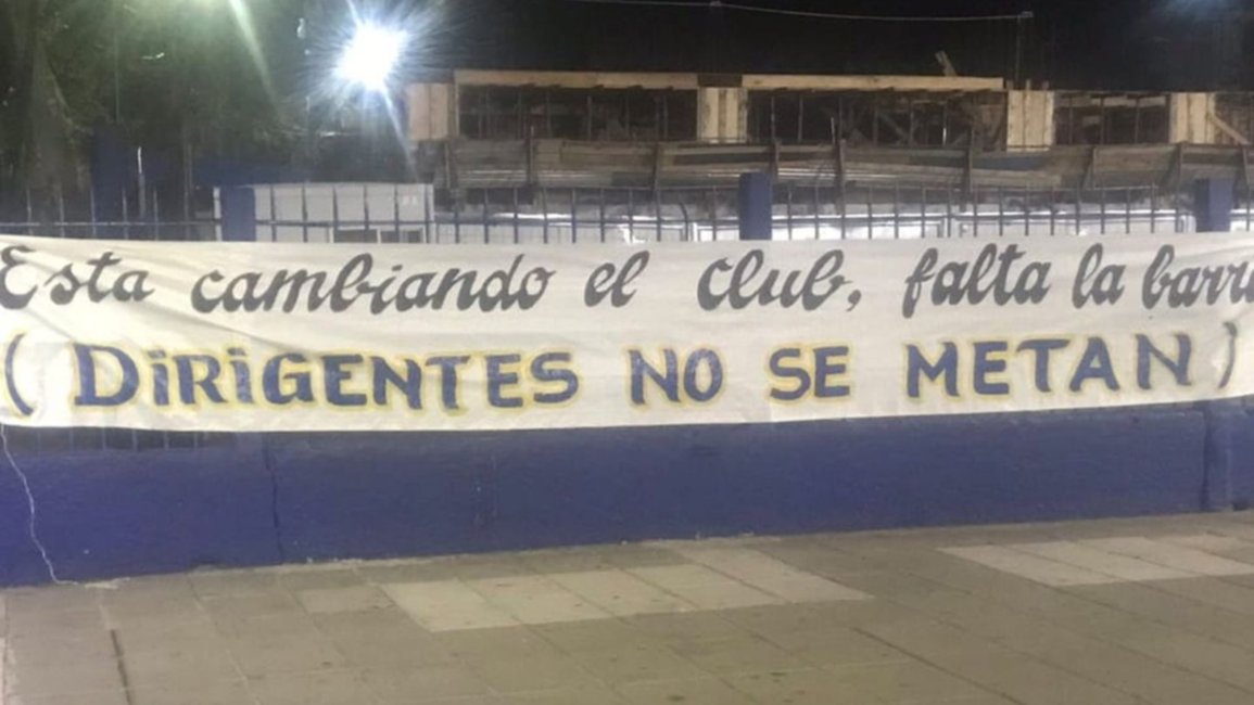 En el día del cumpleaños de Boca, la barra amenazó a la dirigencia: "No se metan"