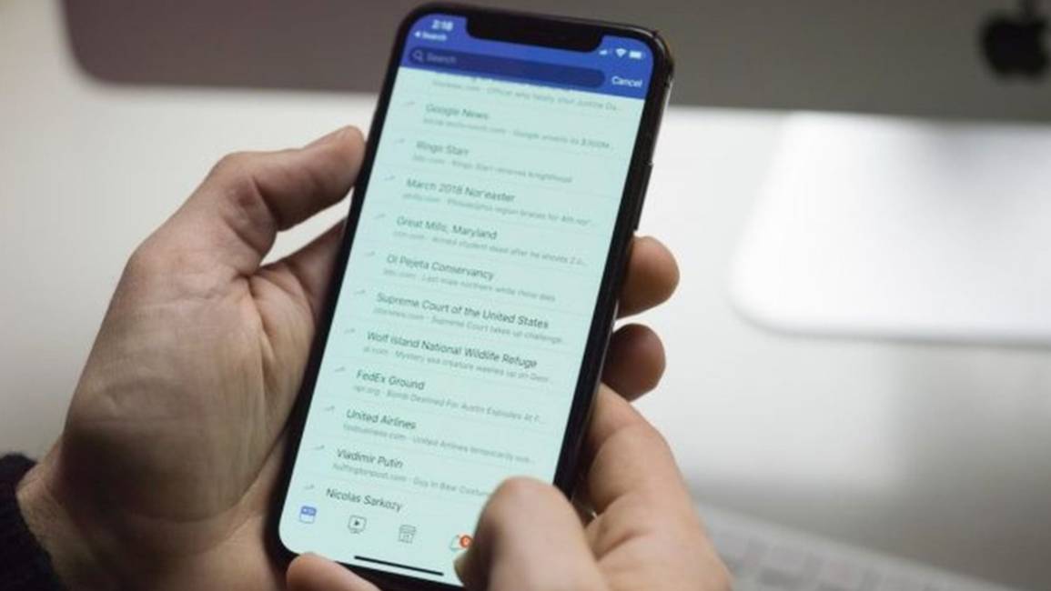 Investigan a Facebook por filtración de datos a millones de argentinos
