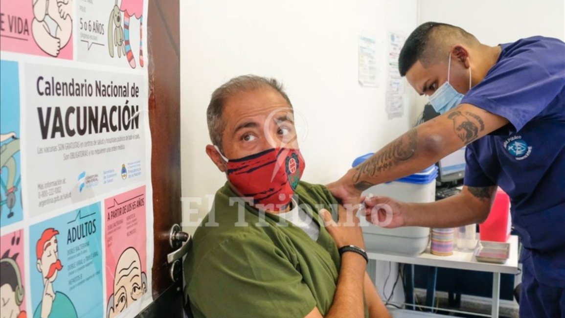  Gran demanda de personas con diabetes para la vacuna
