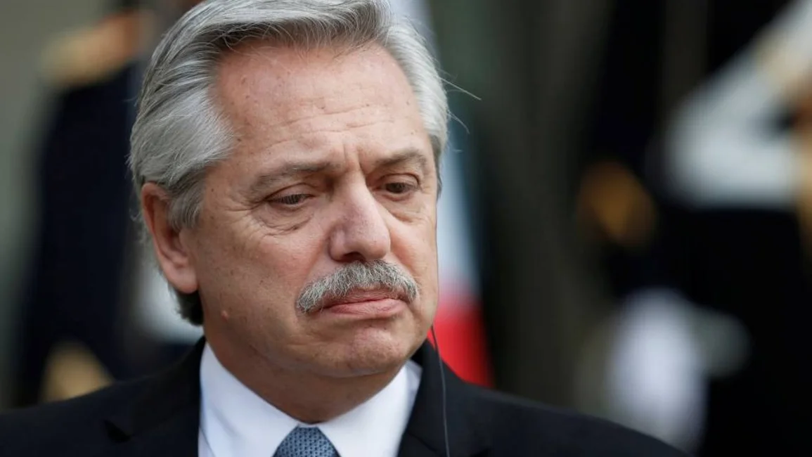 Tras hablar del relajamiento del sistema de Salud, el Presidente pidió disculpas