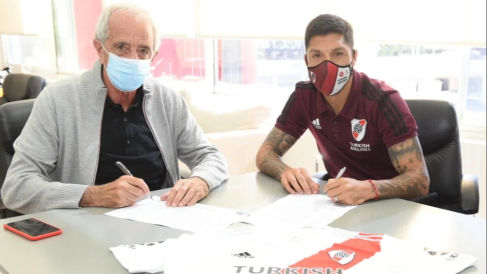 Enzo Pérez extendió su contrato con River