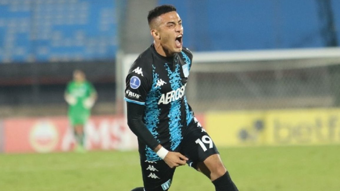 VIDEO. Racing le ganó a River de Uruguay con un gol sobre la hora