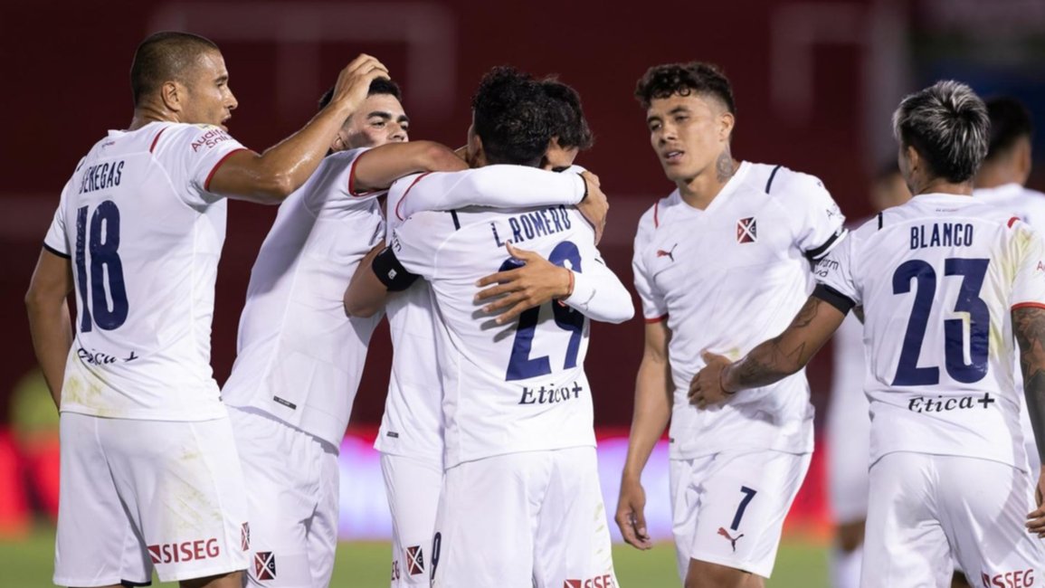 Independiente recibe Tigre en medio de un clima caliente y con un posible enfrentamiento de barras