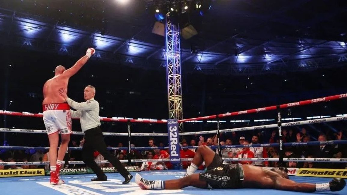 VIDEO. Tyson Fury, el rey de los pesados, concretó un KO de antología