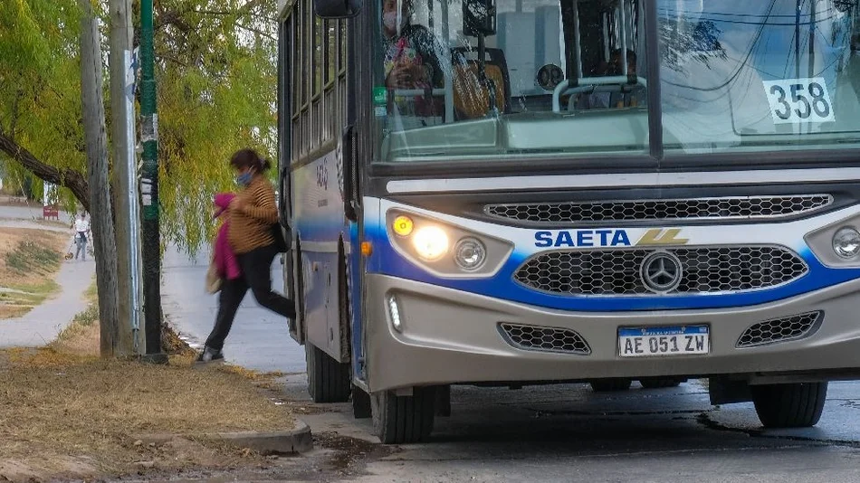 Una línea nueva de colectivo unirá las zonas este y norte de la ciudad