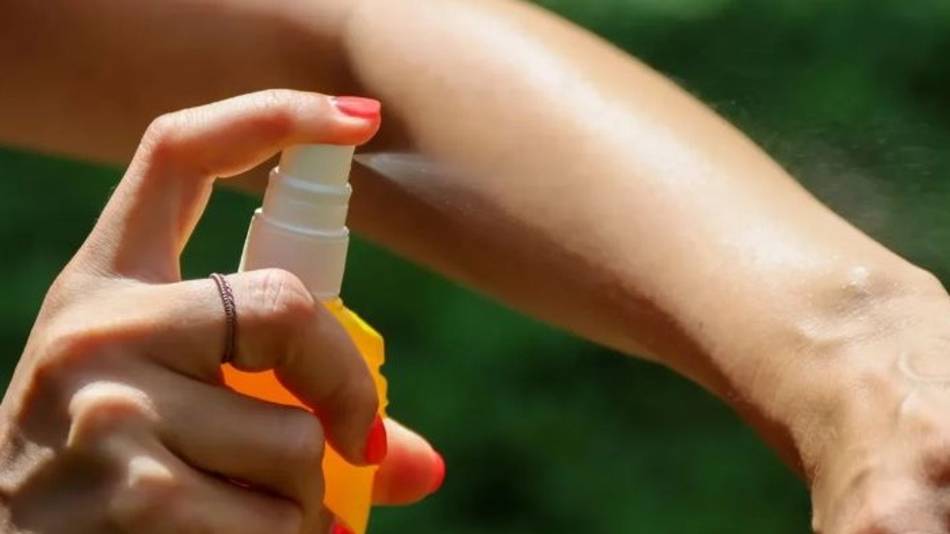 En medio del brote de dengue,  abren la importación de repelentes y suspende por 30 días la intervención de la ANMAT