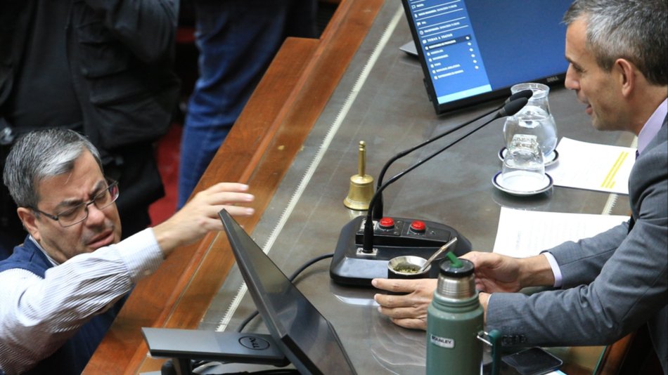 Con cambios, hoy tendrá dictamen la Ley Bases