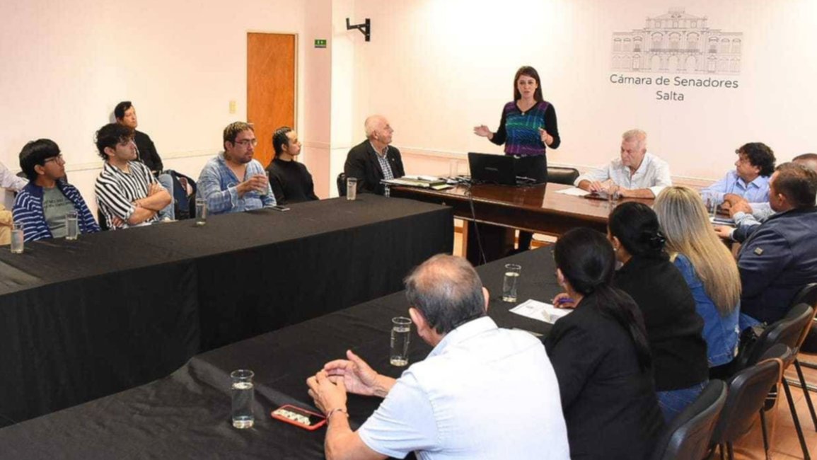 Piden suprimir limites al boleto universitario