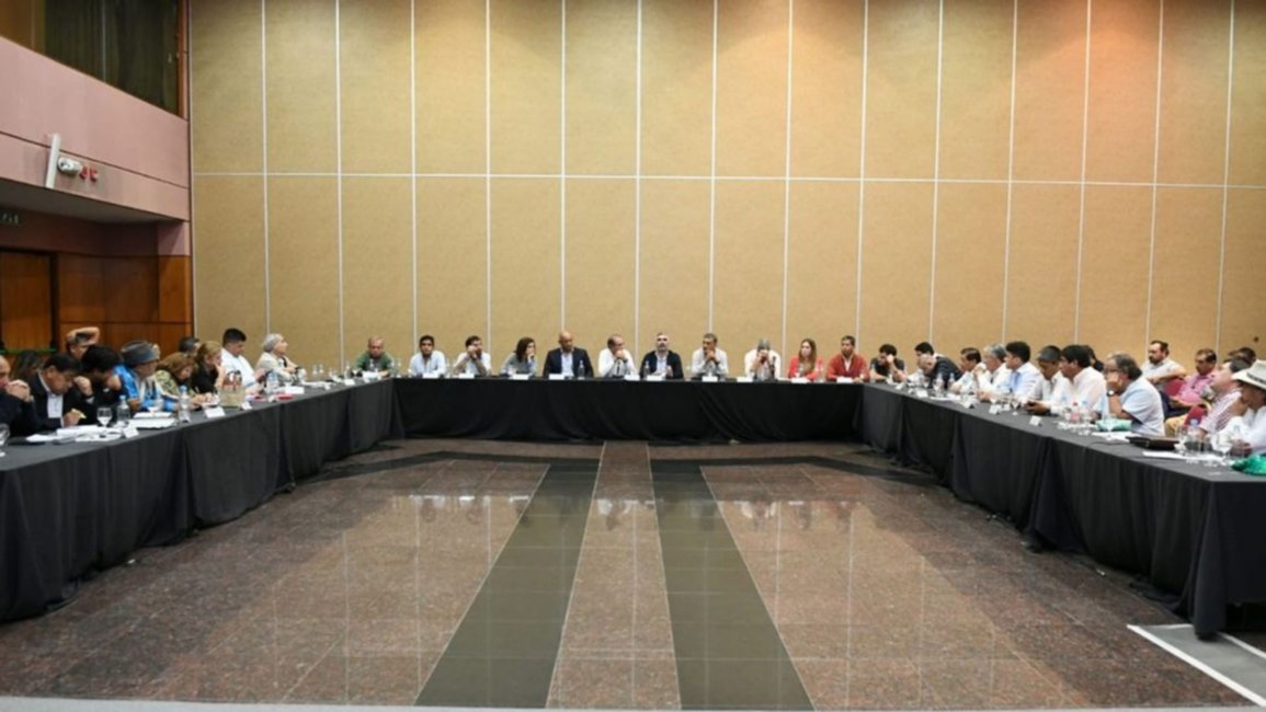 Paritarias: el martes los empleados provinciales cobrarán sus sueldos con un aumento del 9%