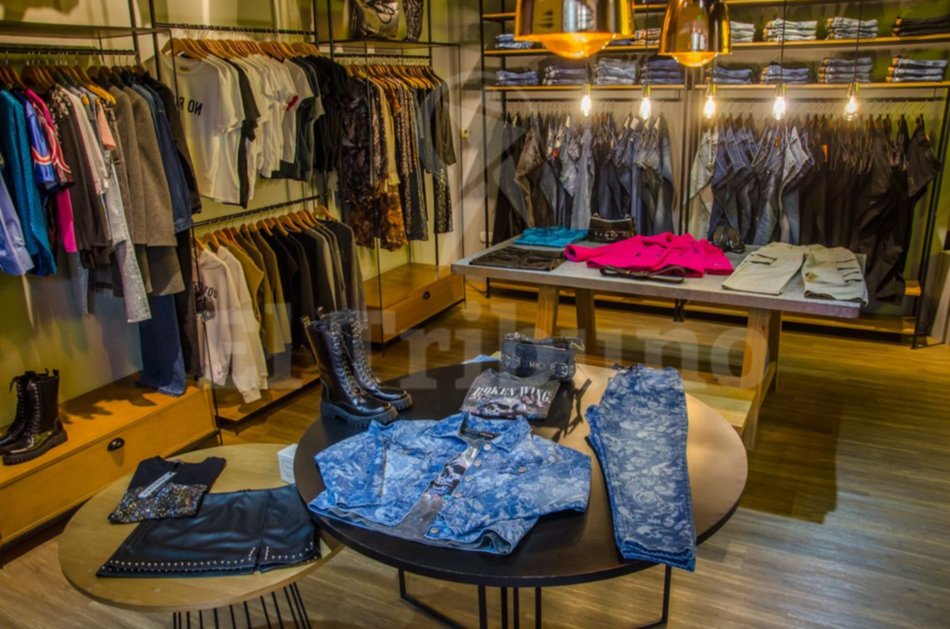 Kosiuko una de las marcas líderes en indumentaria presentó su temporada de invierno 2024 - Kosiuko una de las marcas líderes en indumentaria presentó su temporada de invierno 2024