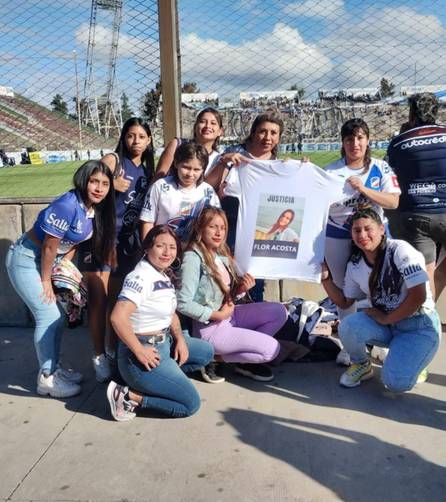 Hinchas y jugadores de Juventud Antoniana se unieron al reclamo de justicia por la muerte de Florencia Costa