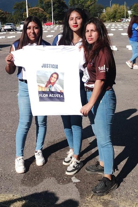 Hinchas y jugadores de Juventud Antoniana se unieron al reclamo de justicia por la muerte de Florencia Costa