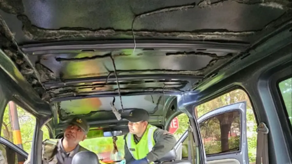 Descubren 64 kilos de cocaína ocultos en el techo de una Kangoo y detienen a dos personas en Aguaray