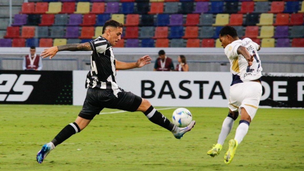 En Santiago del Estero y por la Copa Libertadores, Central Córdoba empató sin goles en su histórico debut 
