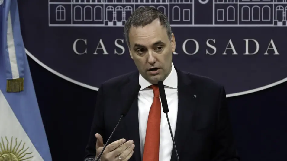 Adorni empieza a diagramar la campaña porteña