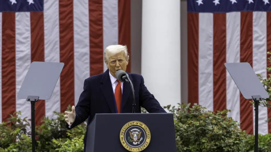 Trump recula en la guerra arancelaria y da una tregua, menos para China