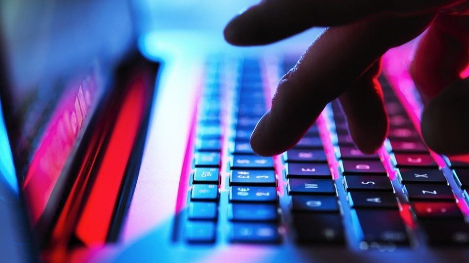 Hackearon una red social de la Policía de Salta