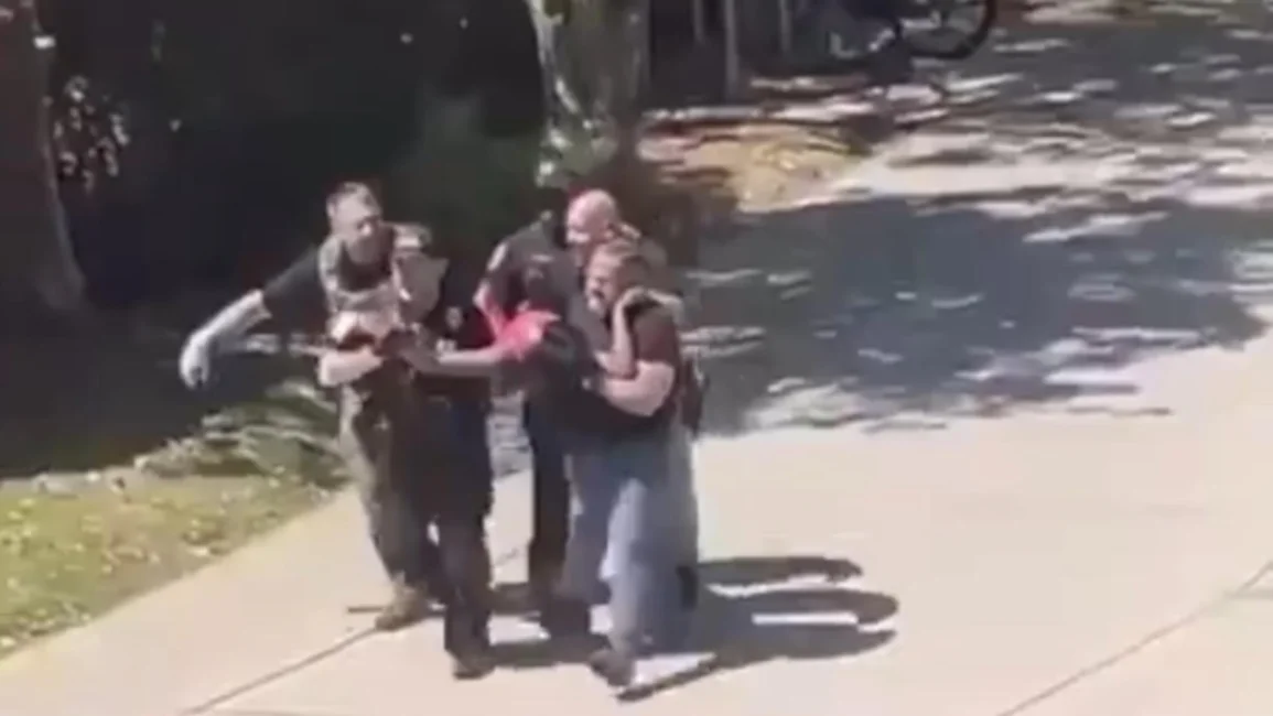 Un detenido tras un tiroteo en la Universidad de Florida que dejó dos muertos y siete heridos