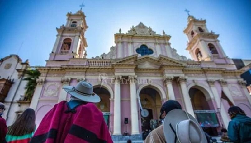 Desde el Arzobispado de Salta expresaron: “El Papa Francisco ha partido a la Casa del Padre”- Desde el Arzobispado de Salta expresaron: “El Papa Francisco ha partido a la Casa del Padre”