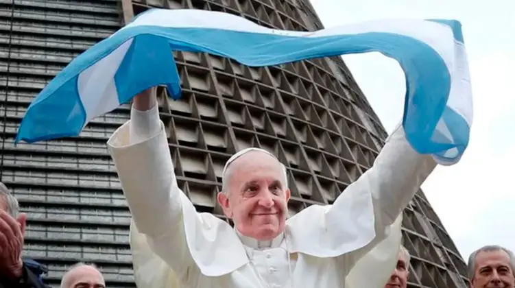 Una recorrida en imágenes de Francisco, el Papa argentino