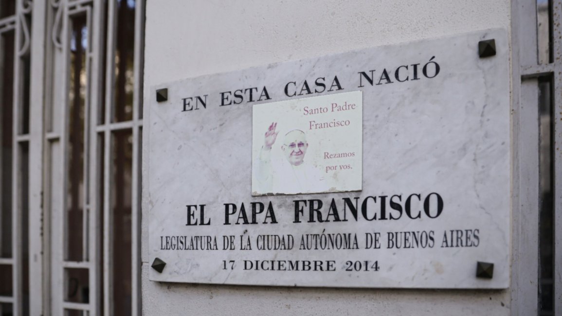 EL ADIÓS A FRANCISCO / Nunca olvidó sus raíces