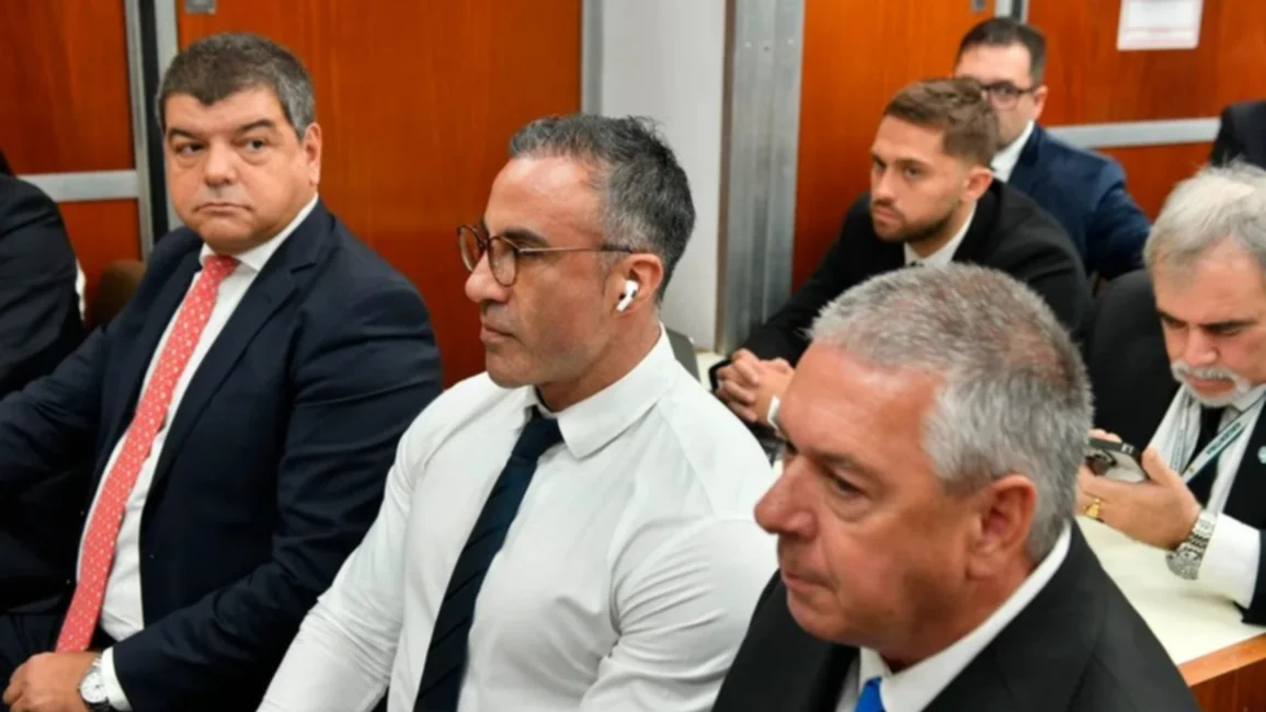 "Luque coordinaba a los que atendían a Maradona": la revelación de un médico cercano a Stinfale