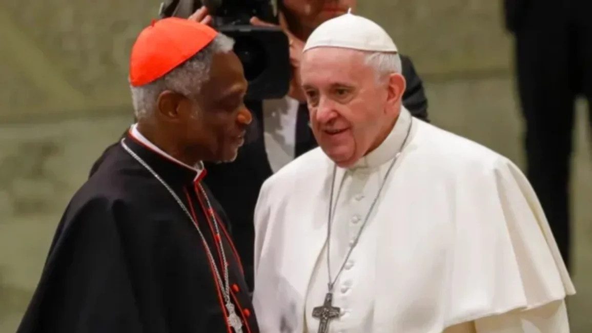 Nostradamus y el Papa negro: las profecías tras la muerte de Francisco