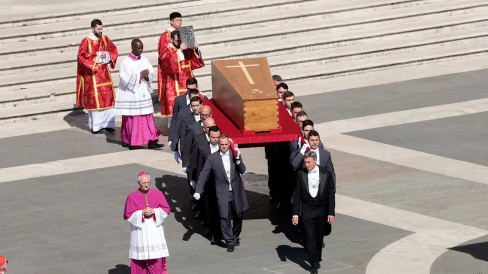 Por qué el papa Francisco rompió la tradición y pidió ser enterrado fuera del Vaticano