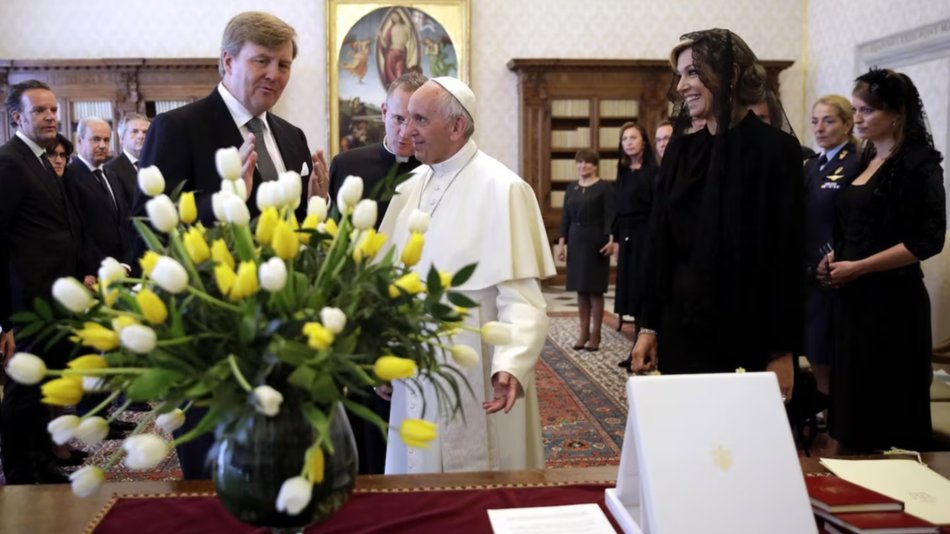 El motivo por el que Máxima Zorreguieta no pudo asistir al funeral del papa Francisco