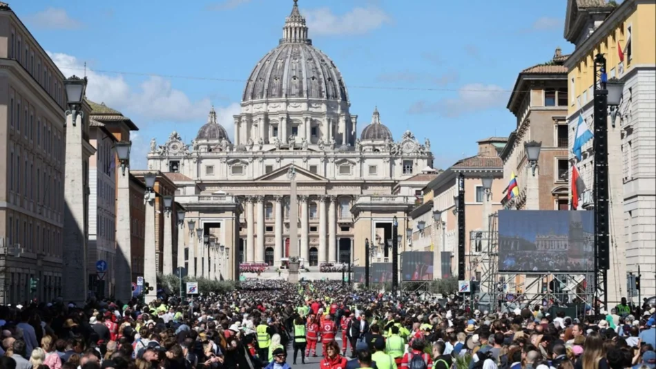 Estiman que más de 500 mil personas despidieron al papa Francisco este sábado