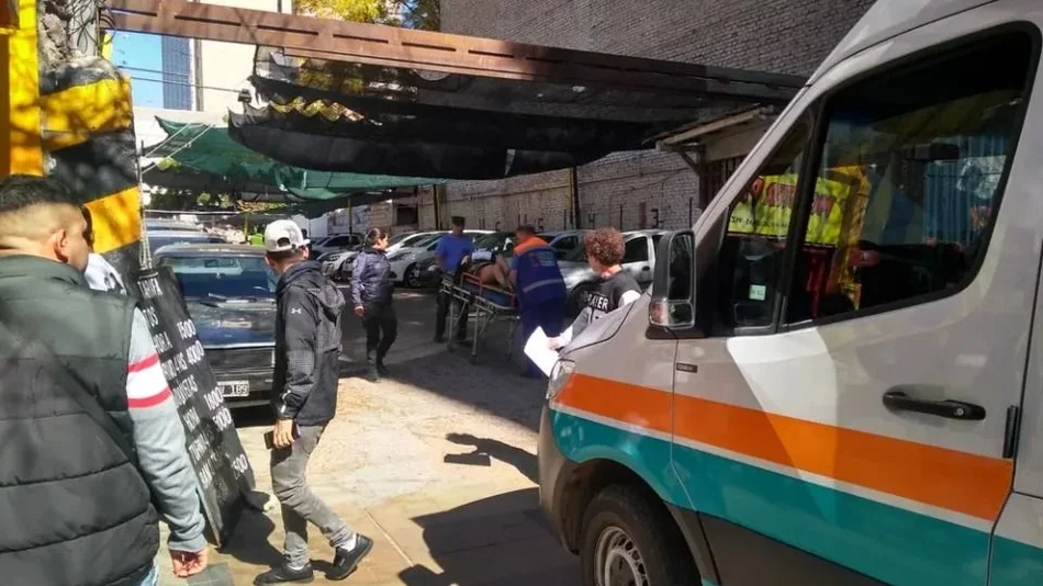 Mendoza: se arrojó de un sexto piso, cayó al cuarto, volvió a tirarse y se salvó de milagro