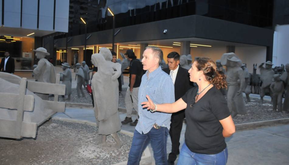 "Hay muchas compañías de minería interesadas en venir"