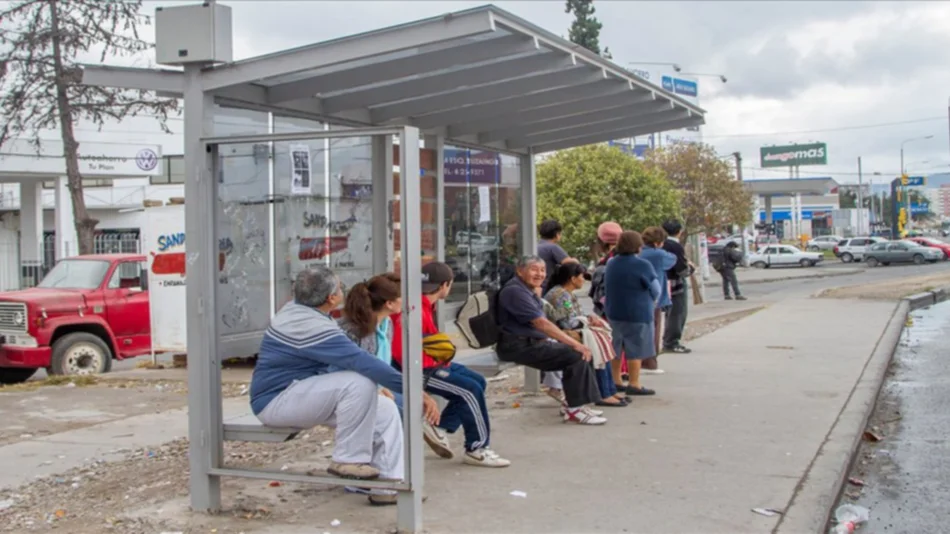 Paradores: no los terminaron y ya están en ruina | Paradores de transporte