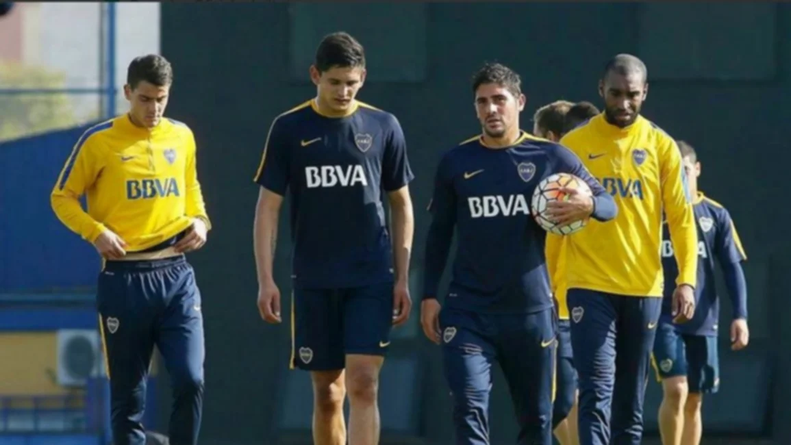 Tevez no entrenó, Pérez no terminó la práctica y Peruzzi, afuera por lesión