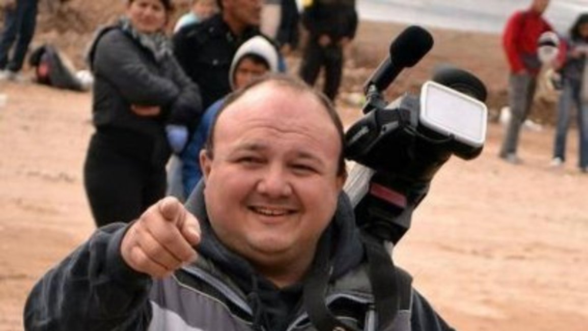 Un voraz incendio en un inquilnato se cobró la vida de un periodista