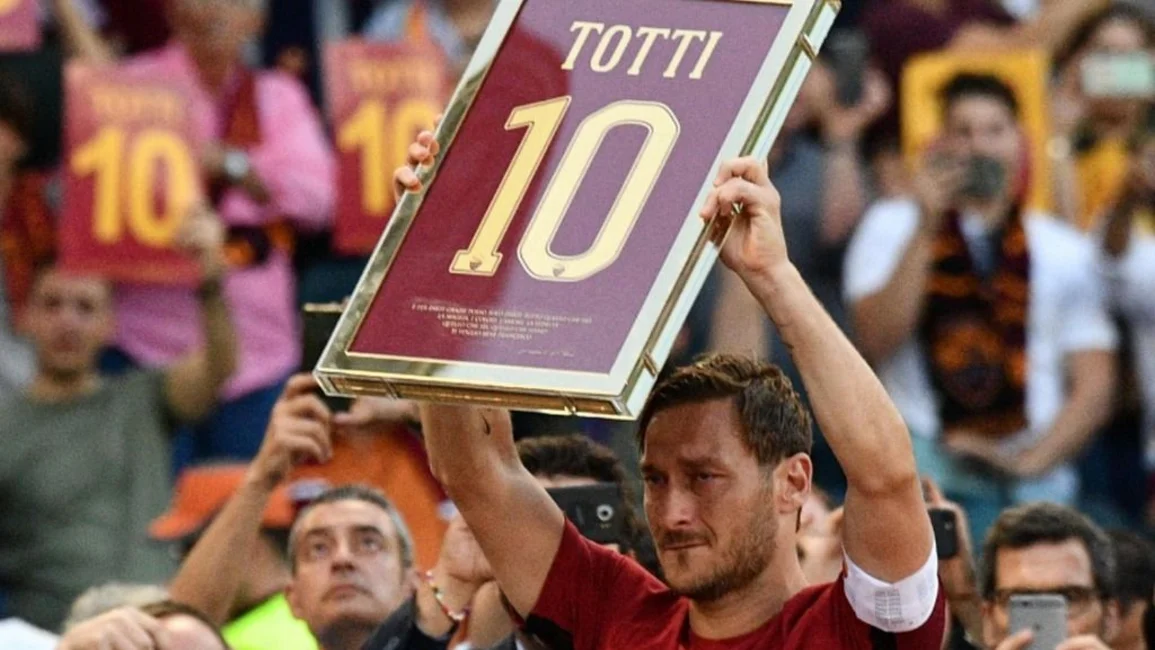 La Roma despidió a una leyenda viviente como Francesco Totti