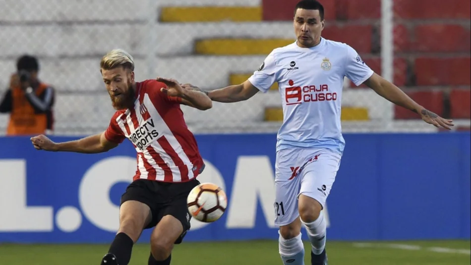 El pincha empató en Perú y sigue con chances