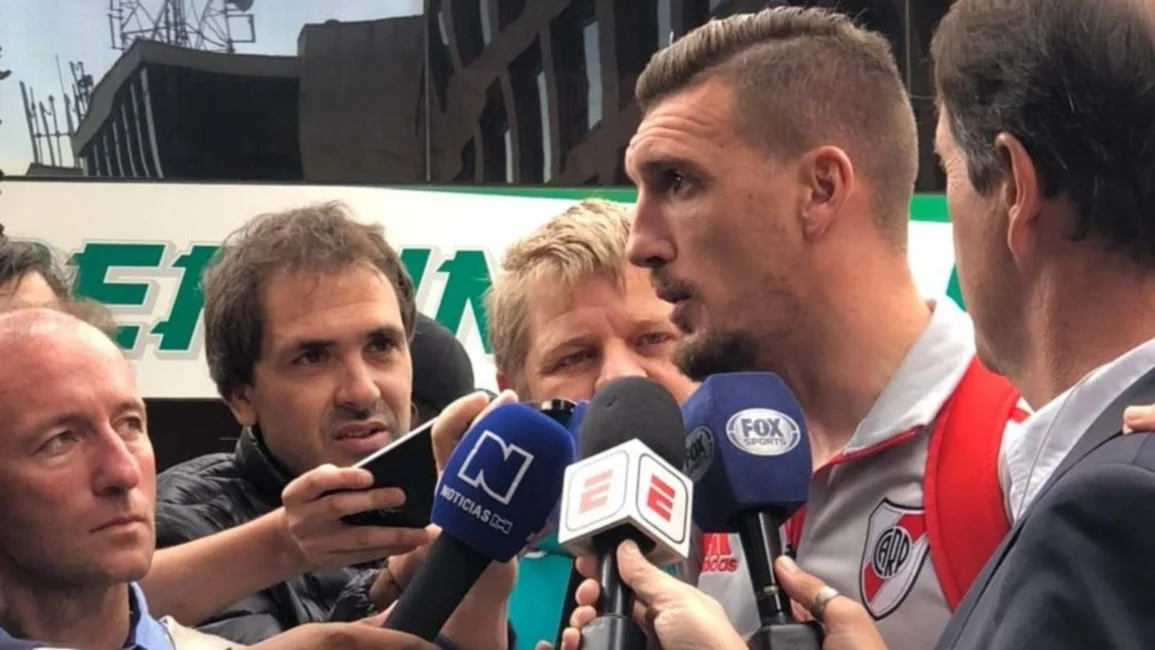 Armani: “Buscaremos los tres puntos, pero el empate nos da la clasificación”