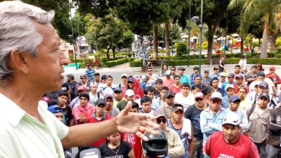 Vuelven las marchas por la suspensión de obras en la región