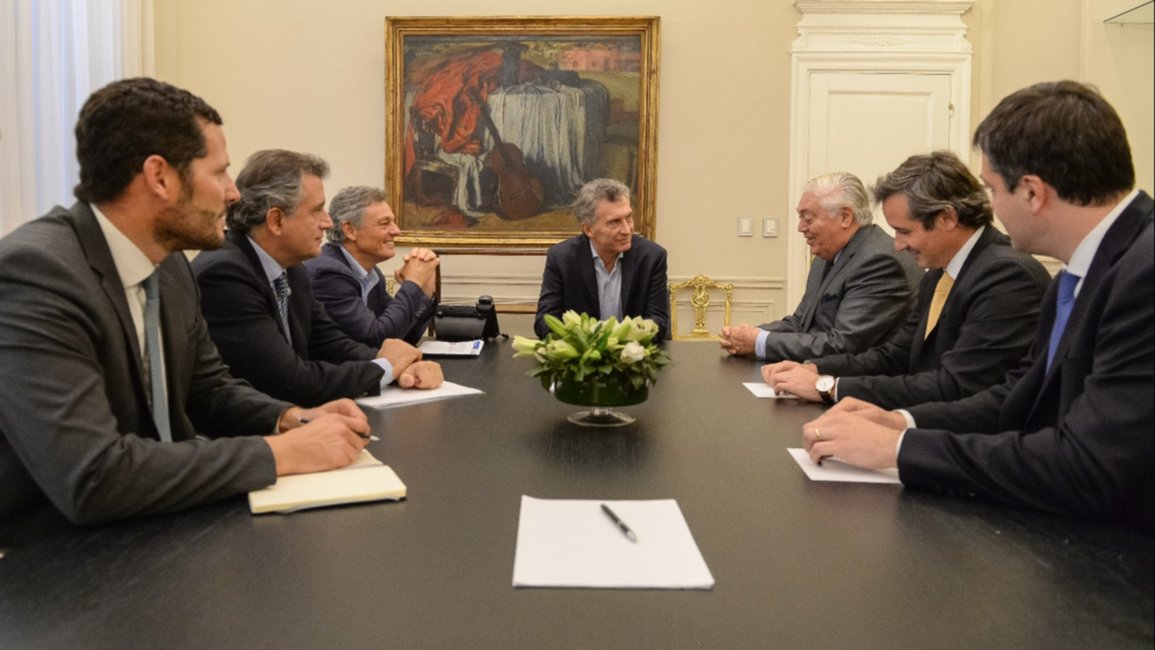 Tibio respaldo de los gobernadores peronistas a Macri: “Ellos deben gobernar el país” 