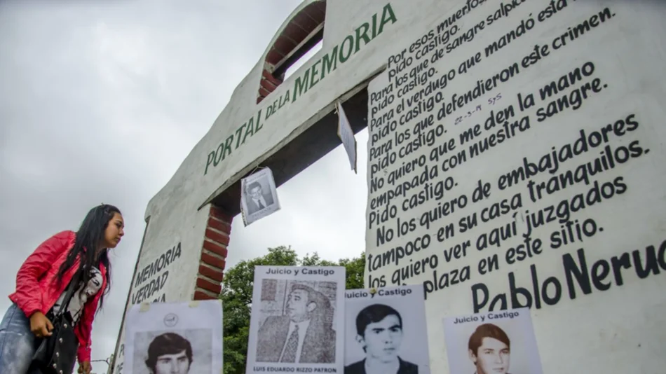 Más repudios al acto de vandalismo en el Portal de la Memoria