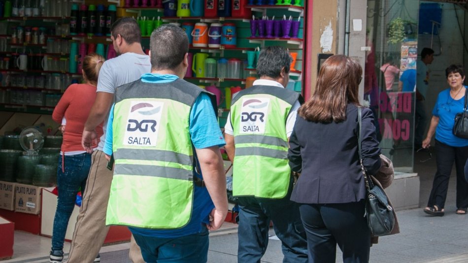 Más ingresos, con más controles al comercio ilegal 