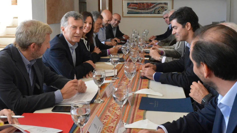 Narcotráfico, turismo y seguridad, entre los temas que analizaron Macri y Urtubey